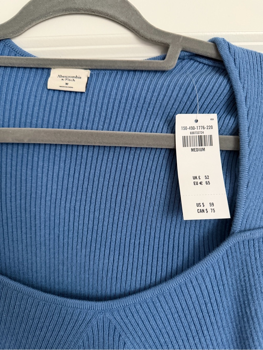 Abercrombie blue sweater top